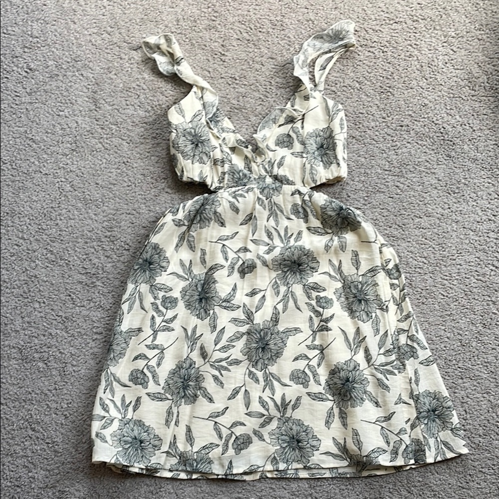 Abercrombie & Fitch Cream and Black Floral Dress NWT